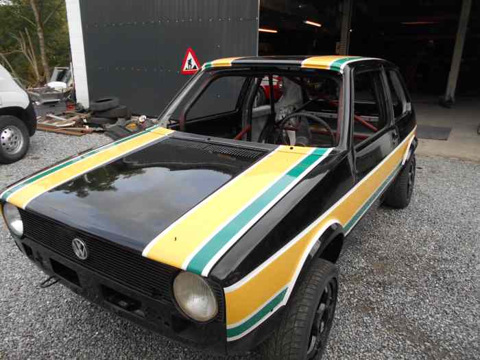 caisse de vw golf 1 gti 1981 au couleur bp unique carte grise francaise 0