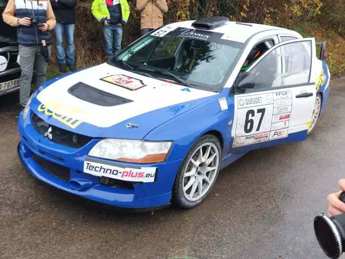 Vends ou échange Mitsubishi Evo 9 r4