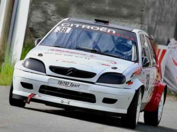 Citroën Saxo F2000 Voies Larges état N...