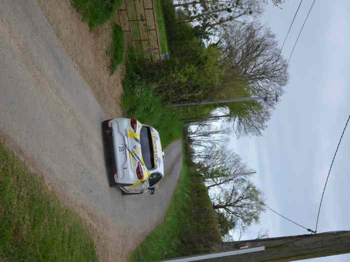 Clio rally 5 - RC5 à vendre 3