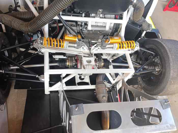 Vends TRACKING RC01B + remorque fermée 3