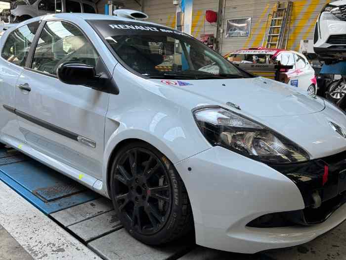 Clio 3 Cup 2012 5