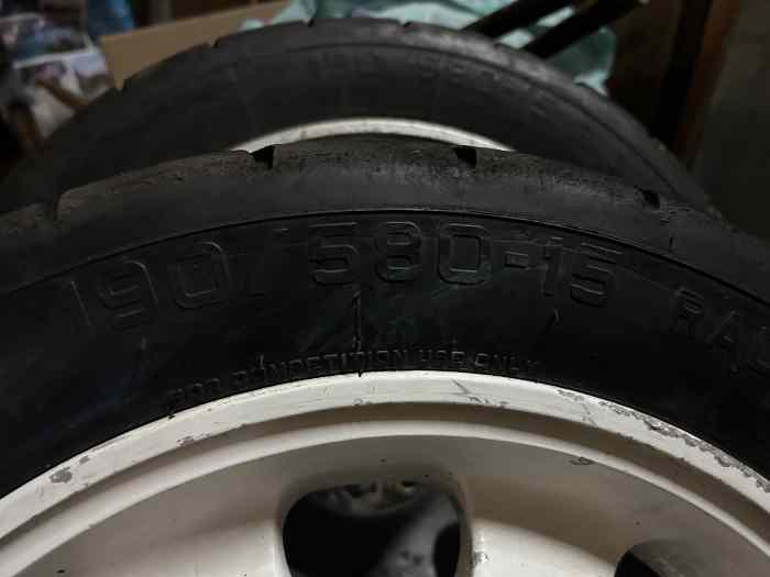 2 pneus Pirelli N3 15 pouces 3