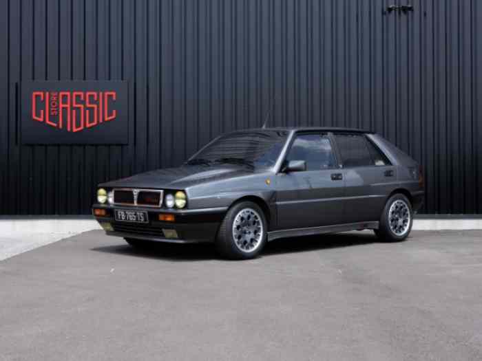 Lancia Delta HF Integrale 16v Stradale