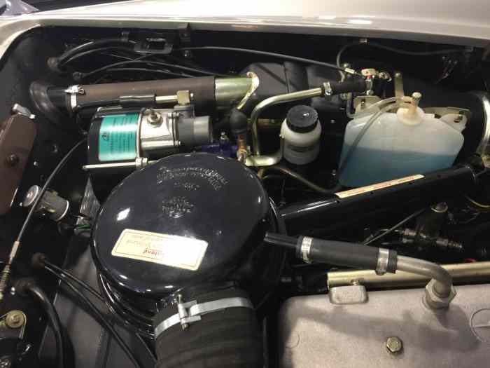 MERCEDES 190 SL 3