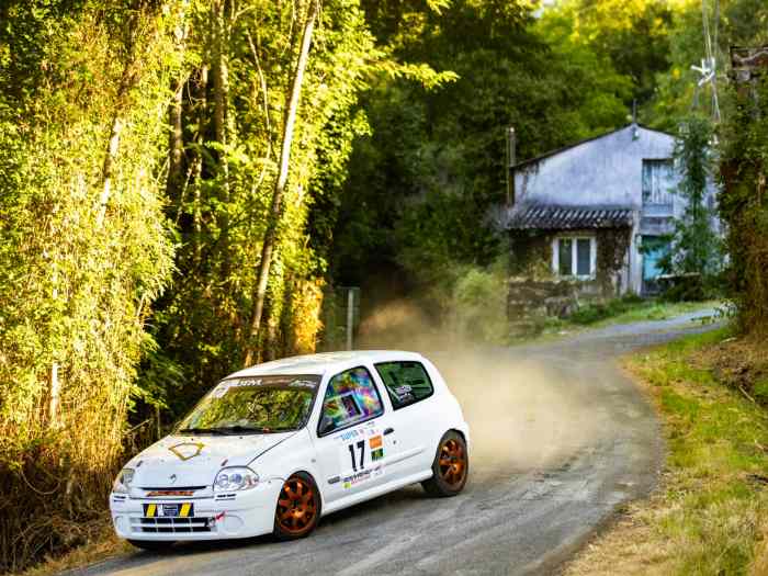 Clio2 rs1 F2014