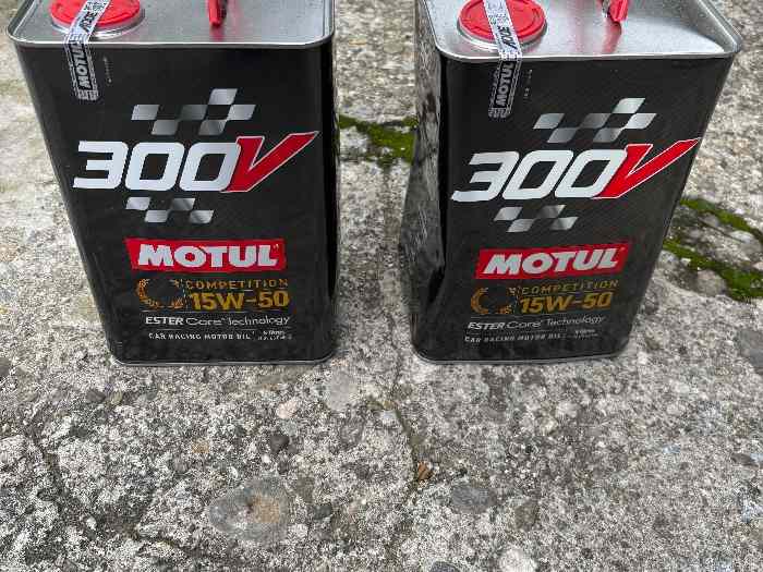 Huile motul 15w50