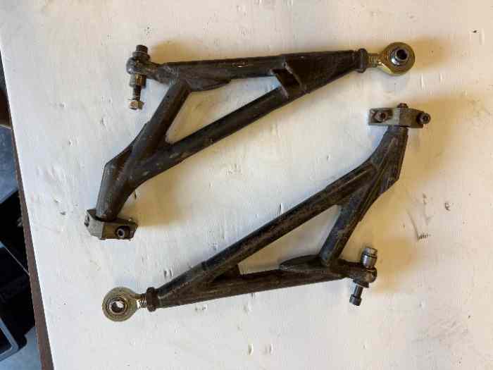 2 triangles saxo super 1600