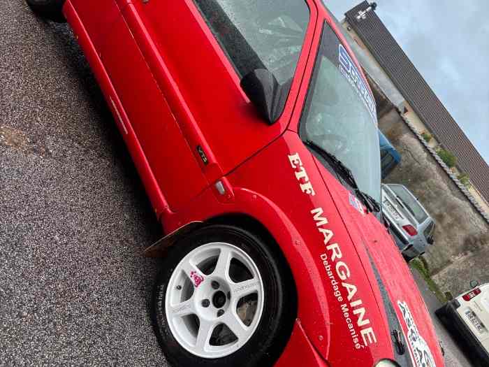 Saxo À 6