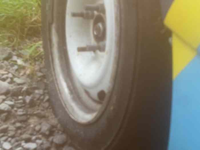 Pneus hankook toyo