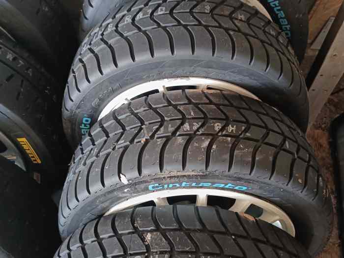 4 Jantes alu et pneus Pirelli pluie rw1 0