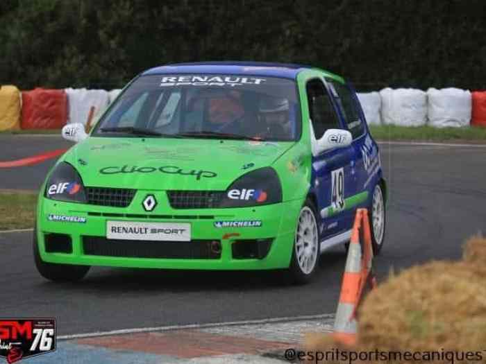 Clio cup X65 0
