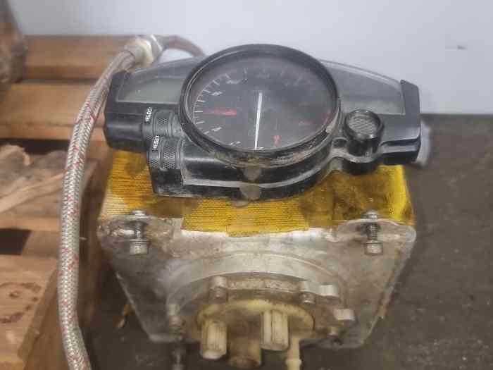 MOTEUR COMPLET R6 J511E DE 2006-2007 3