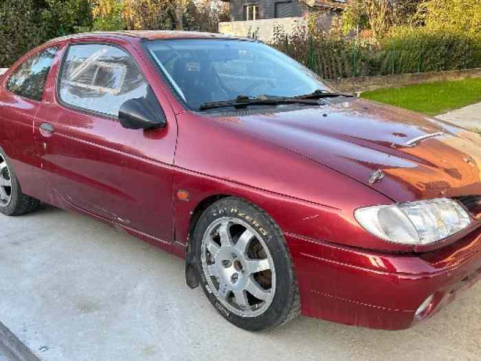 MÉGANE F2000/14 1