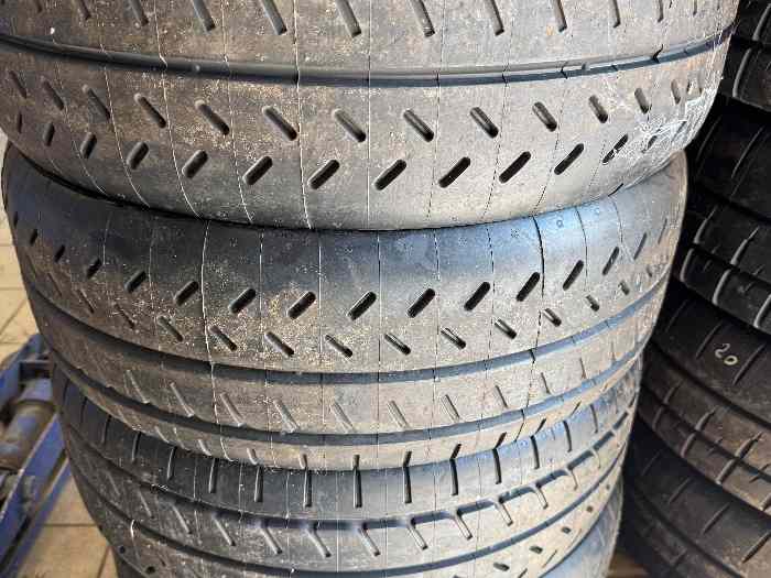 Michelin R31. 19/63/17 neuf 1