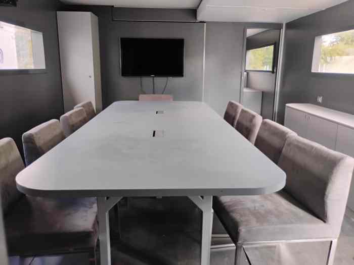Semi remorque Motorhome : Bureaux + Chargement 3