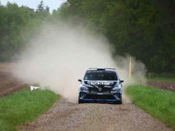 Clio Rally3 / privat / no TAX 1