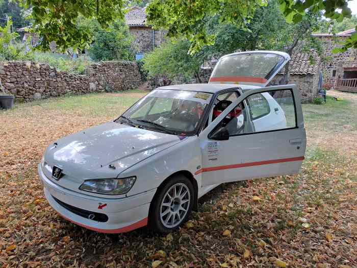Peugeot 306 GrA7
