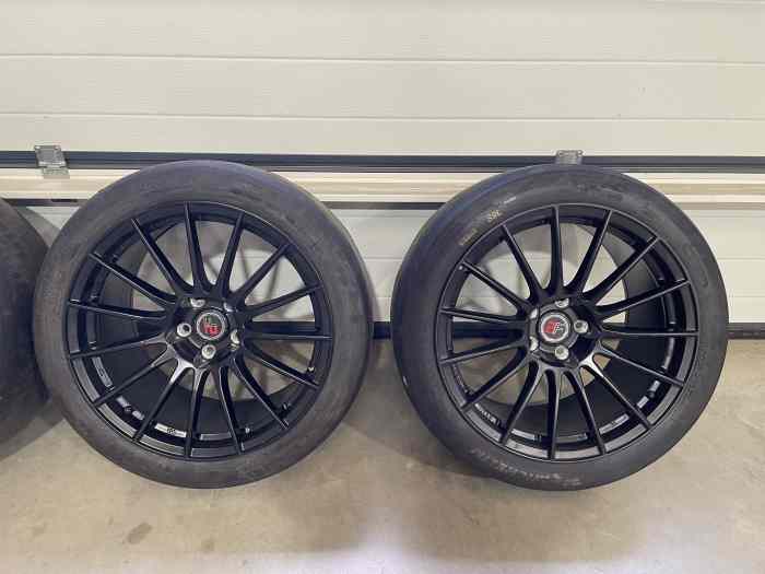Jantes forgées neuves pour TCR 18x10 (Seat Leon Cupra, Audi RS3, VW Golf GTI) 2