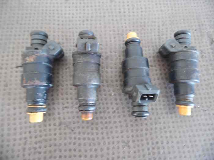 INJECTEURS 0280150201 94460111001 PORSCHE 944-1 5
