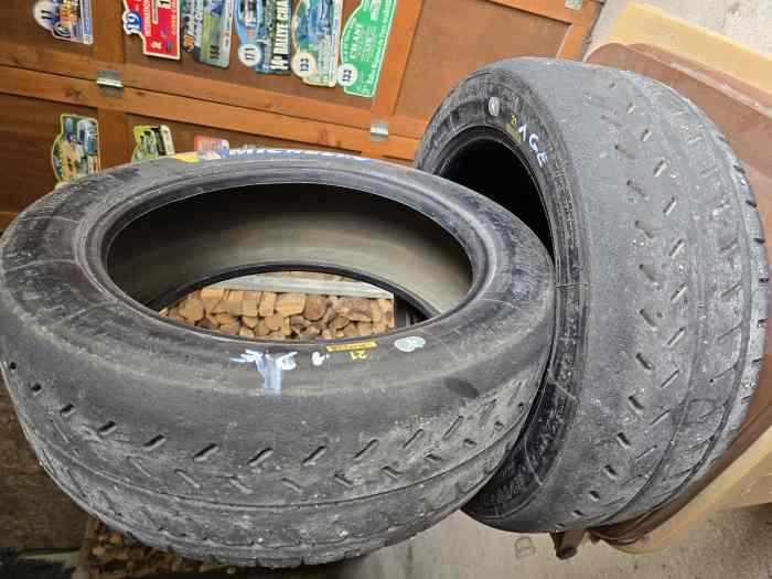 Vends pneus Michenlin en 19 60 16 2