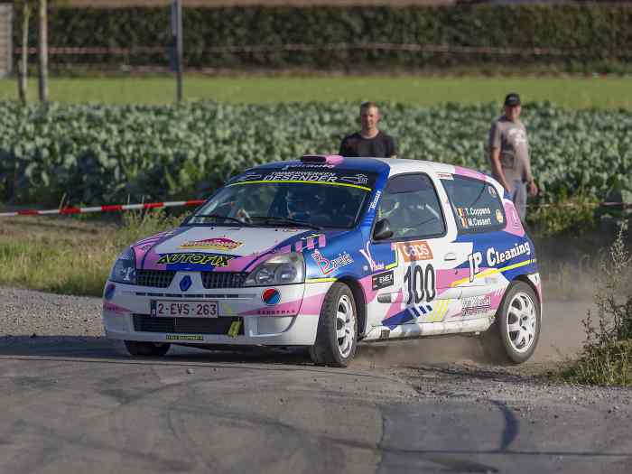 Clio 2 RS gr. N boite sadev