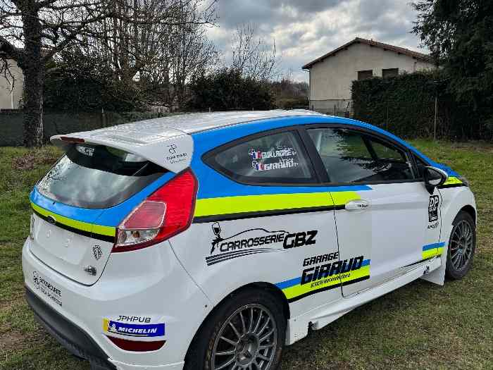Fiesta R2J 1