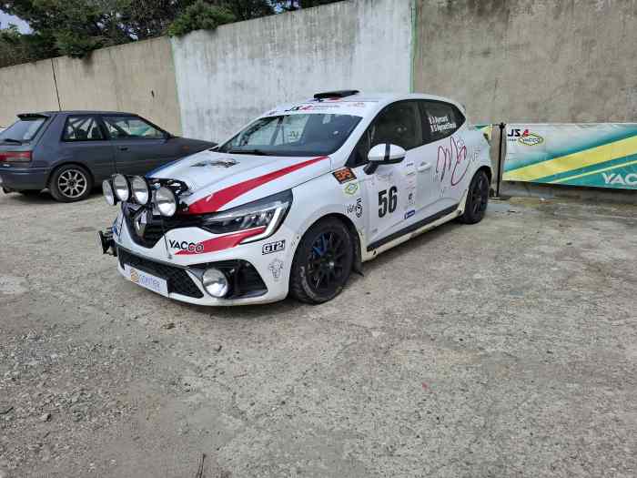 Clio RC5 - Kit Asphalte et Terre - Ral...