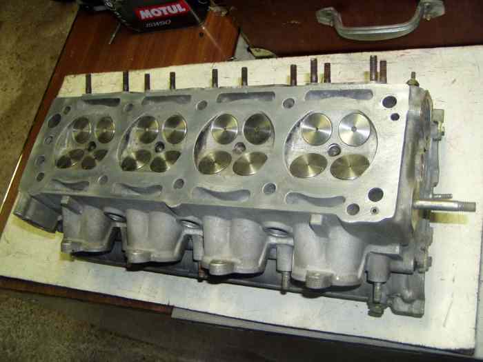 Pieces moteur Ford Pinto ou Cosworth 2