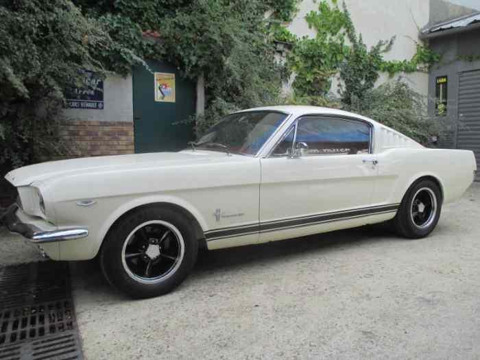 FORD MUSTANG 289 V8 FASTBACK MK 1 0