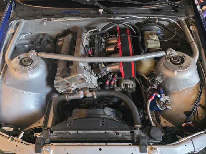 BMW compact f2014 3