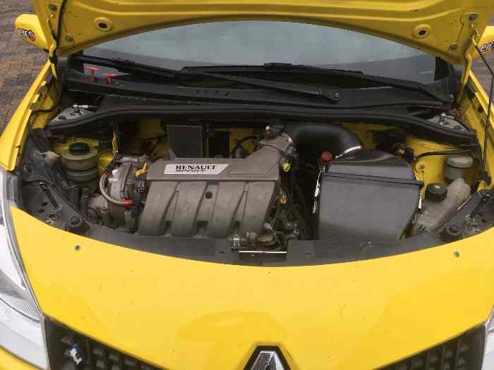 Renault clio 3 F2000/14 4