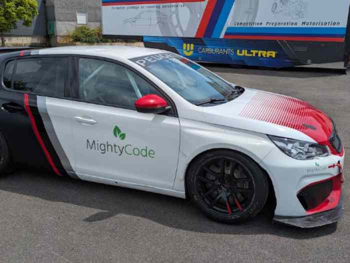 Peugeot 308 Racing Cup – Prête à courir 2