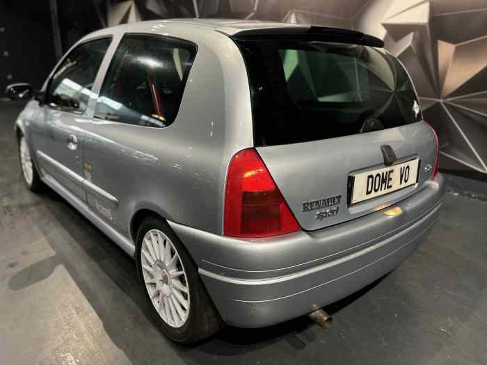 Renault Clio II 2 Phase 1 RS Piste Circuit TrackDay 220 CH Alfano Baquets Arceau capot Fibre Pneus Slick 1