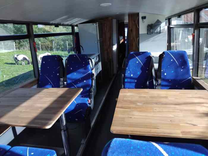 Bus aménagé en vasp 9 places