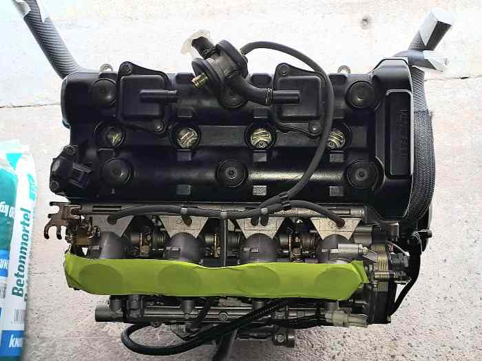 Moteur SUZUKI GSXR 600 N723 0