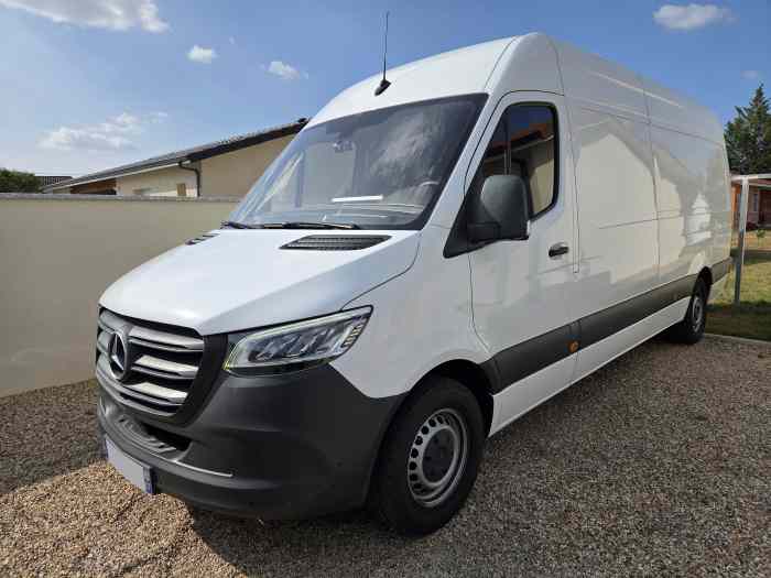 Mercedes-Benz Sprinter 907 Long 143ch