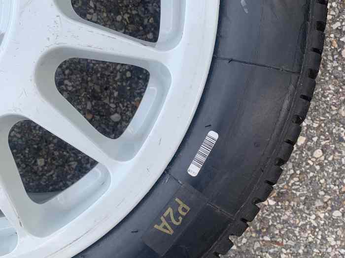 4 Pneus pluie Michelin 19/57-15 pour Clio ;106 ;saxo 2