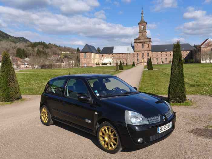 Clio RS 182 0