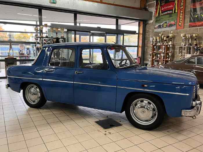 Renault R8 Gordini 1300 R1135 1