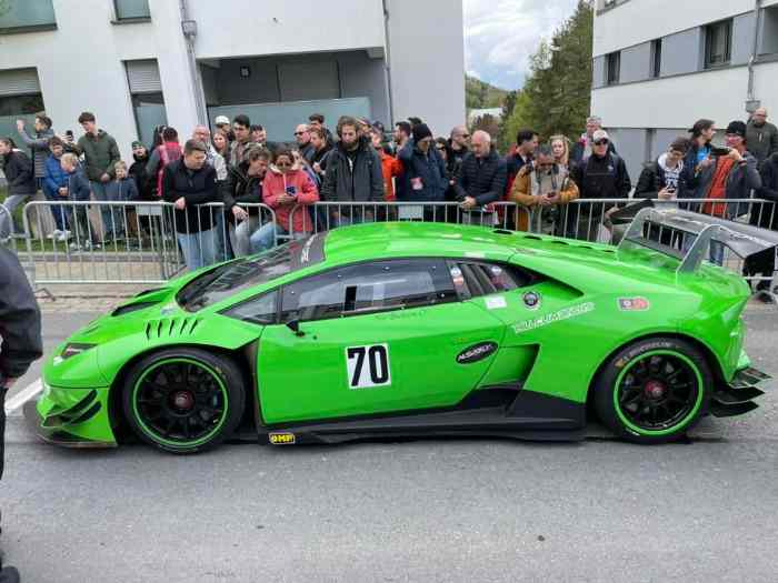 Verkaufe Lamborghini Huracan ST Bj.: 2016 3