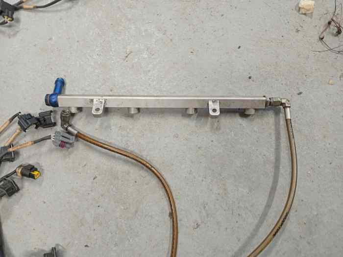 Faisceau moteur clio r3 max + rampe injecteur 2