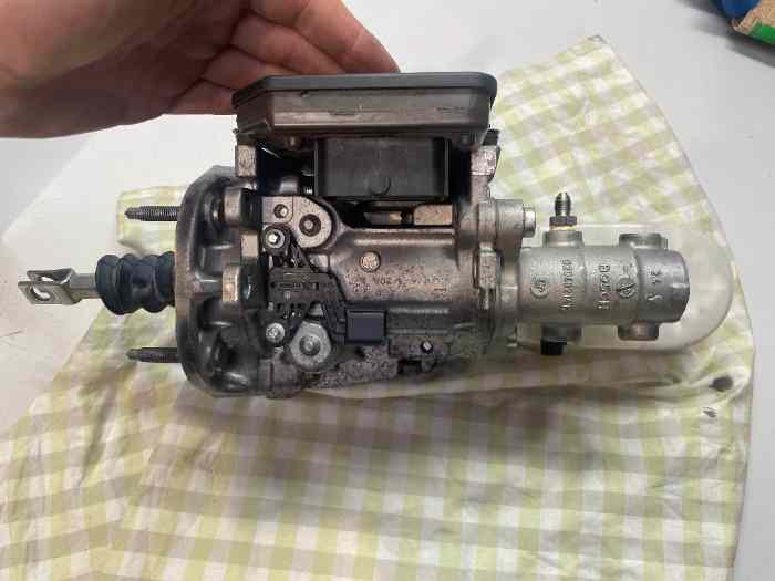 Cerveau Frein Bosch iBooster 0