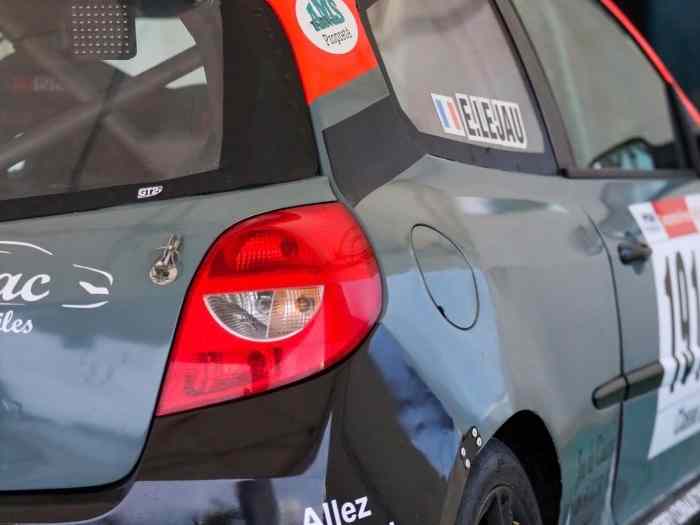 Vend Clio 3RS 1