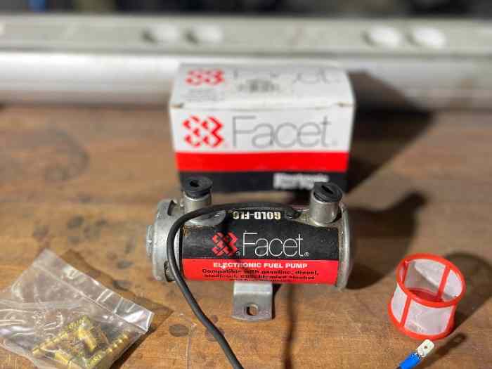 Pompe à essence Facet 0