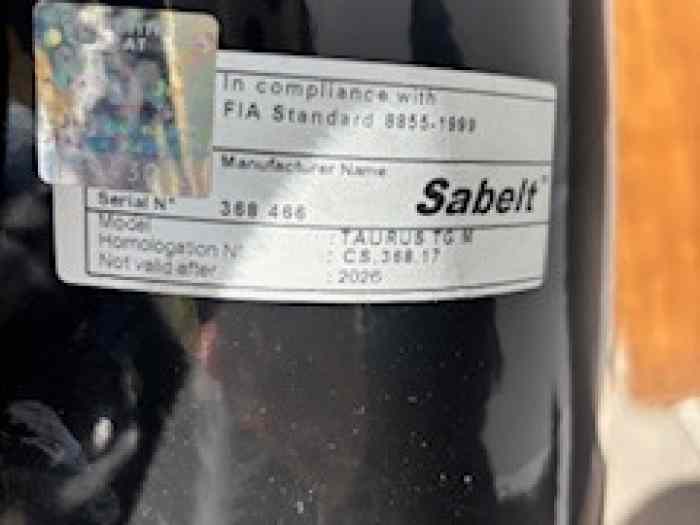 Baquet SABELT TAURUS Taille M 1