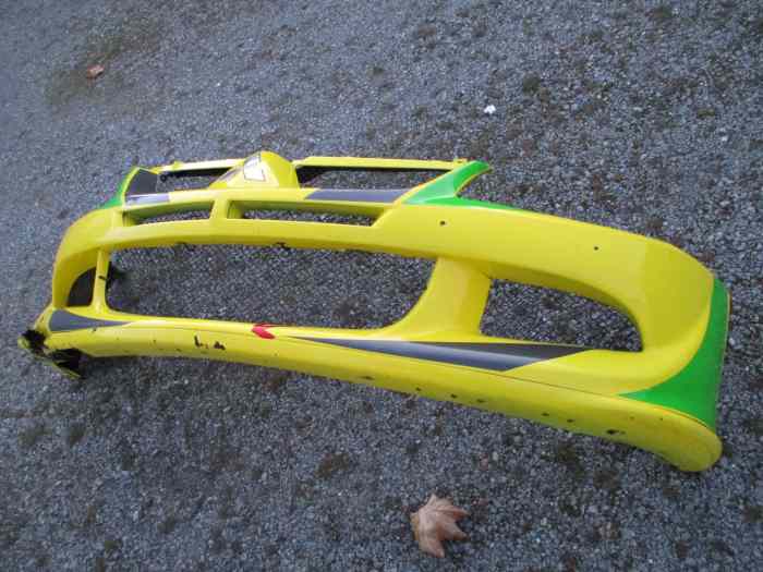 Pare-choc et lame de Mitsubishi Lancer evo 8 0