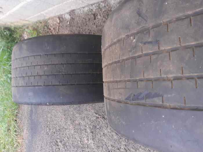 2 pneus Michelin TB5R+ 23/62/15 usé 50% de 2021 2