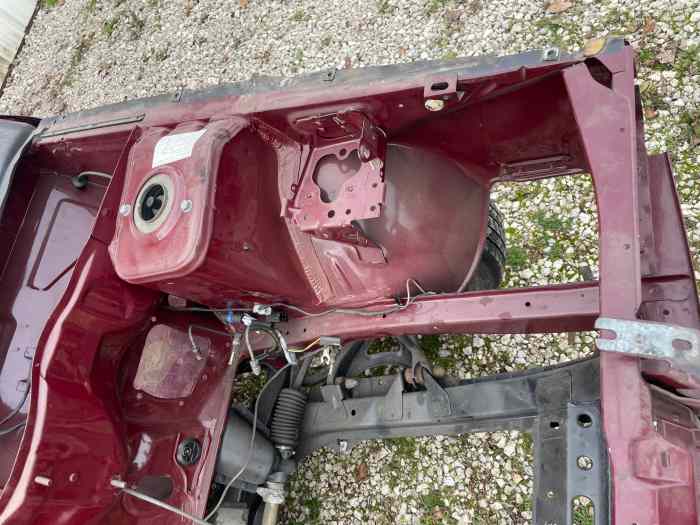 Caisse coque RENAULT 11 3 portes projet VHC 1