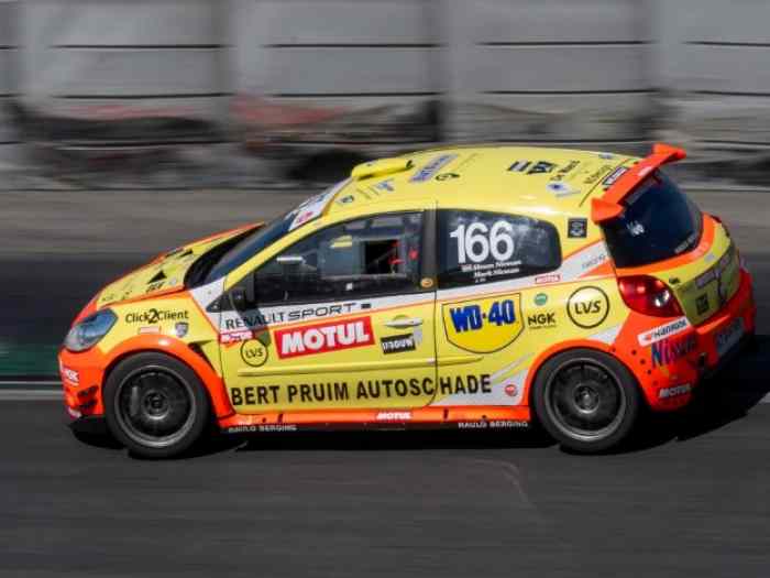 Race auto - Renault Clio III te koop 0